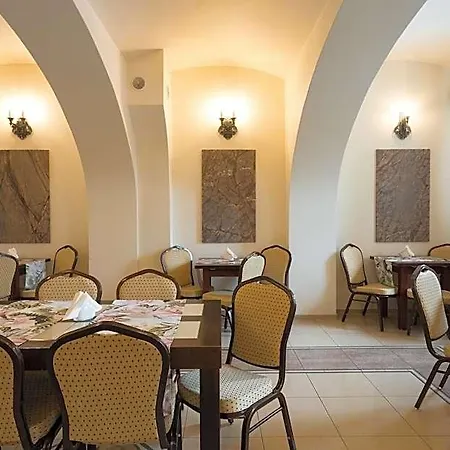 Hotel I Restauracja Brochów Breslavia
