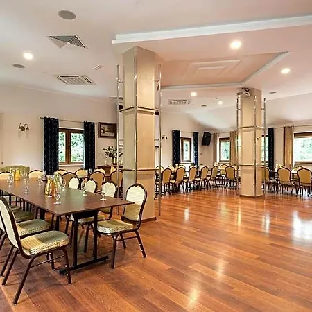 Hotel I Restauracja Brochów Breslavia
