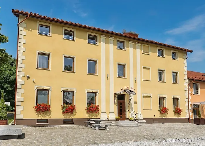 I Restauracja Brochow Hotel *